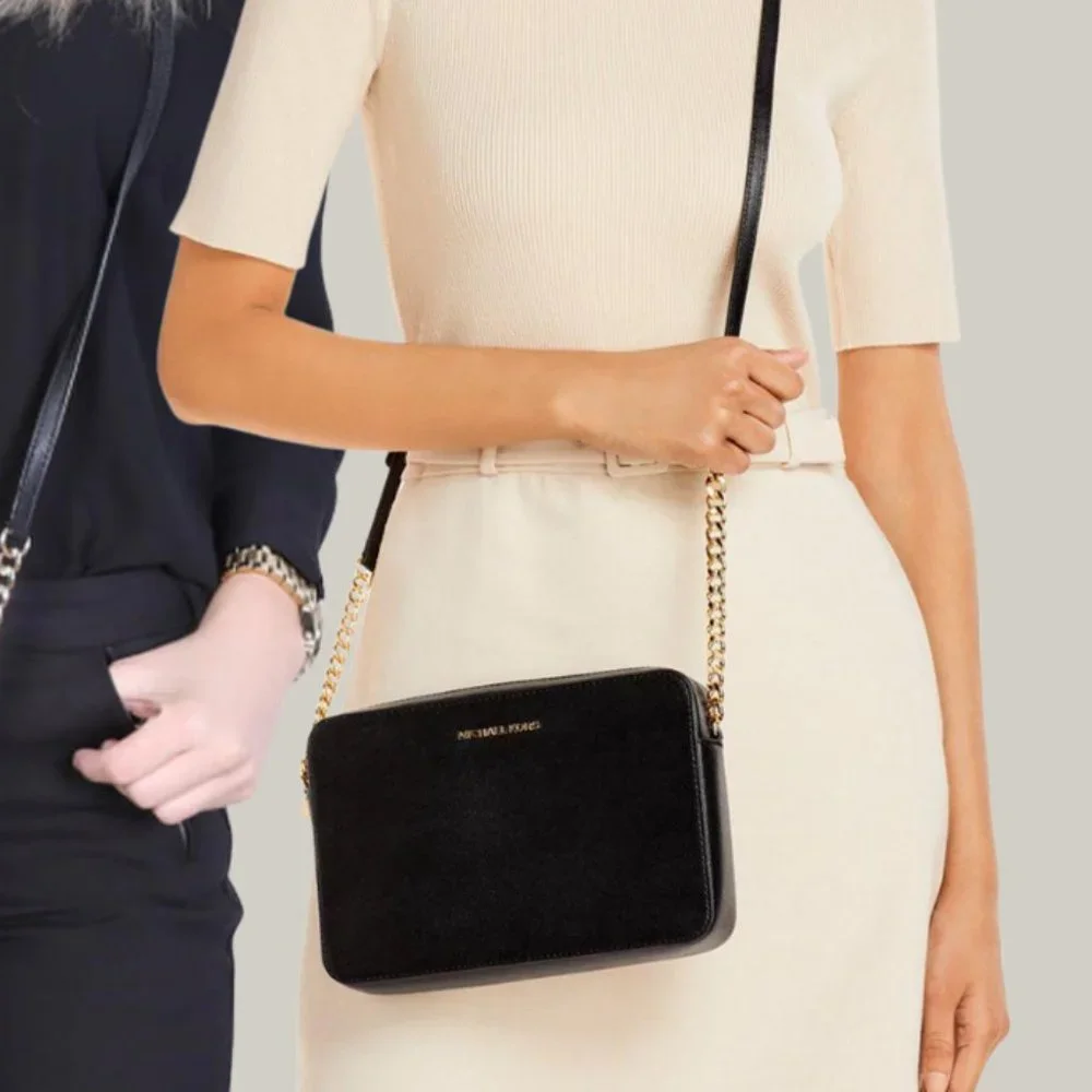 Michael Kors Jet Set Saffiano Leather Crossbody Bag in Black w Gold Hardware EUC